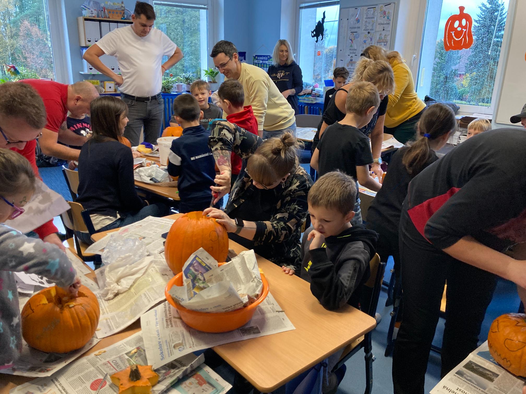 2.TŘ. HALLOWEEN (3).jpg